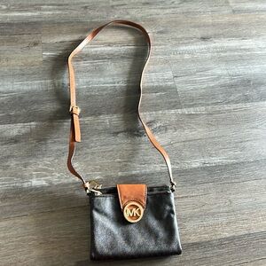 Michael Kors Crossbody
